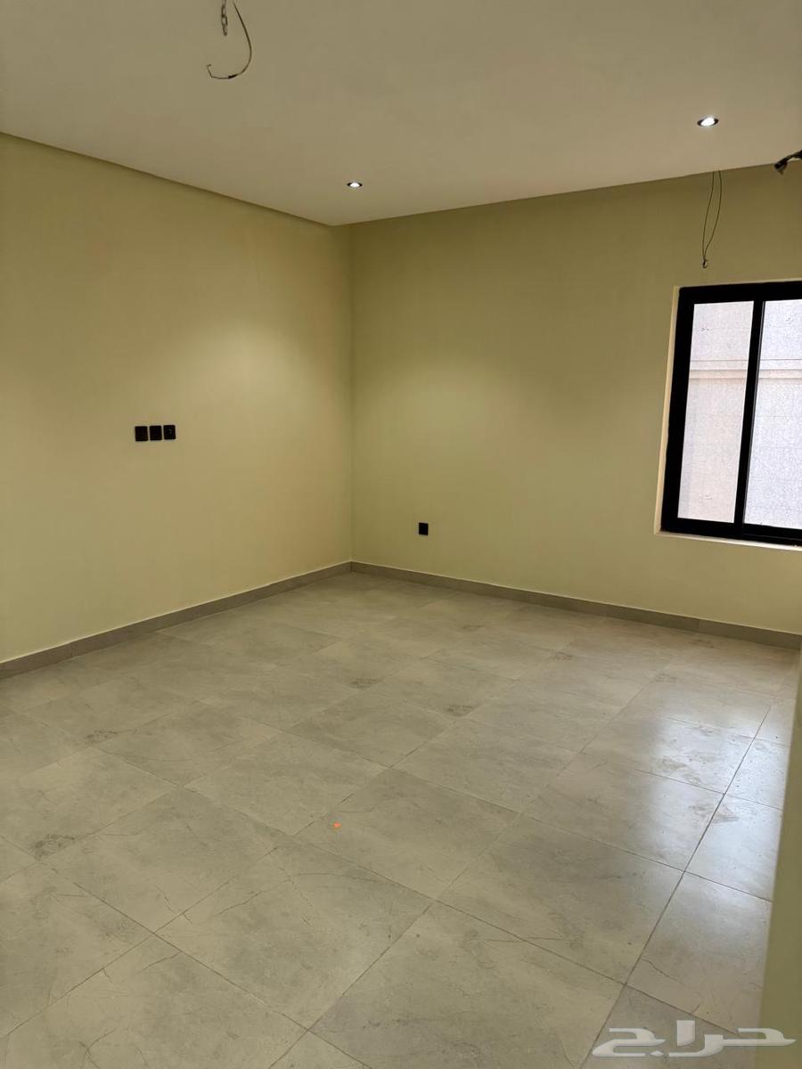 شقة 6 غرف في الصفا 6