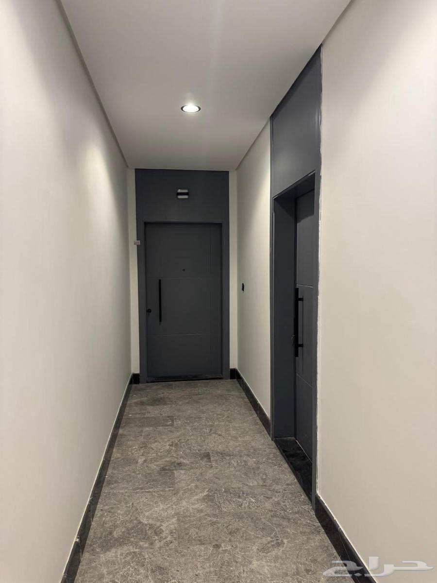 شقة 6 غرف في الصفا 7