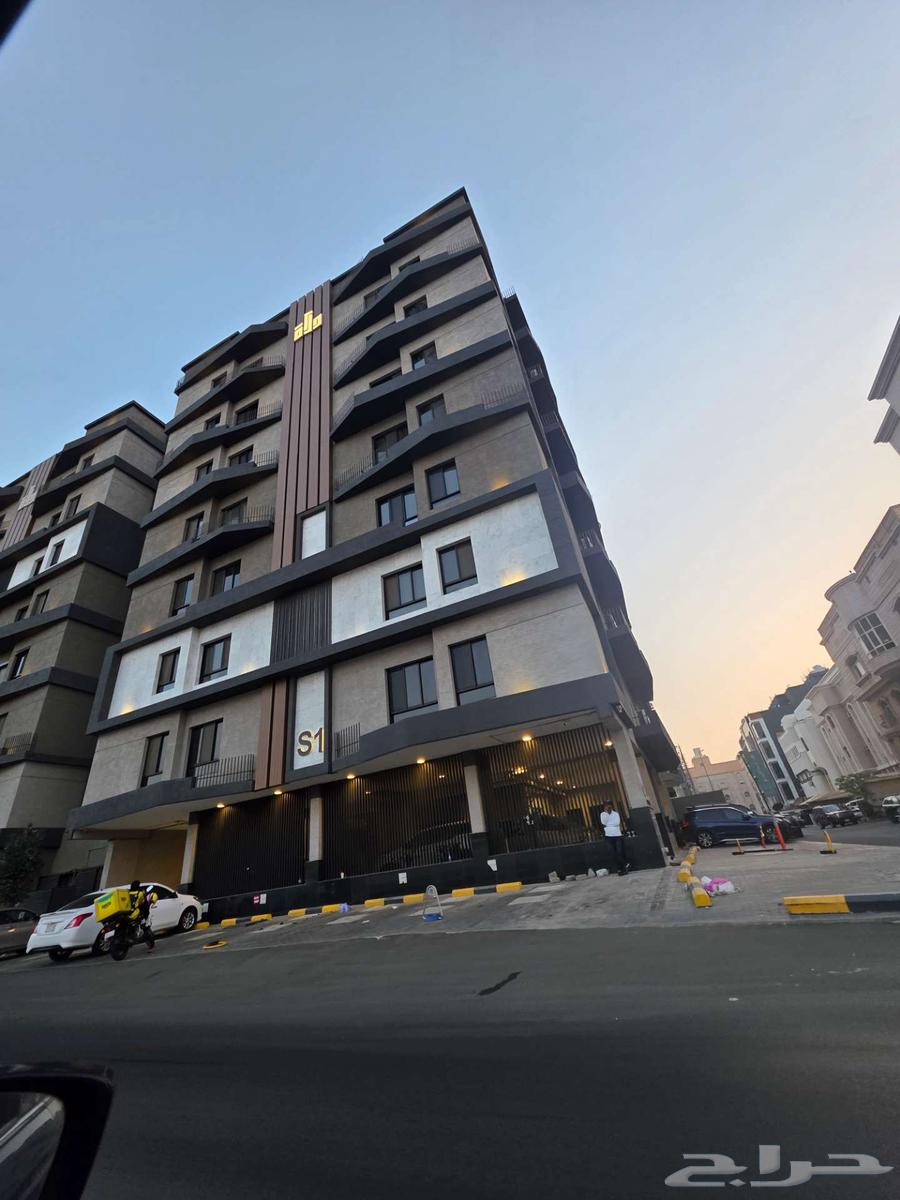 شقة 5 غرف في النزهة 2