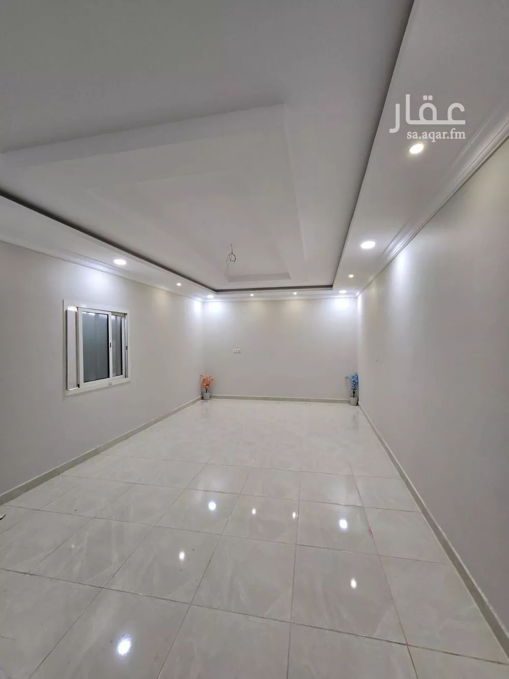 شقة 5 غرف في ضاحية الملك فهد 2