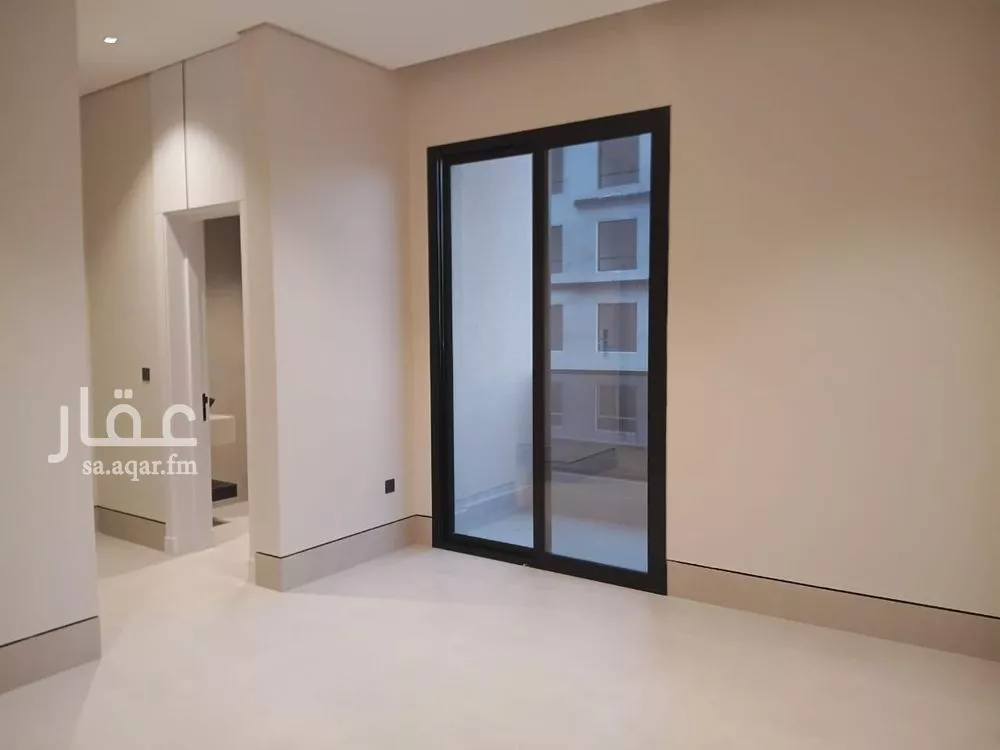 شقة 3 غرف في السيف 18