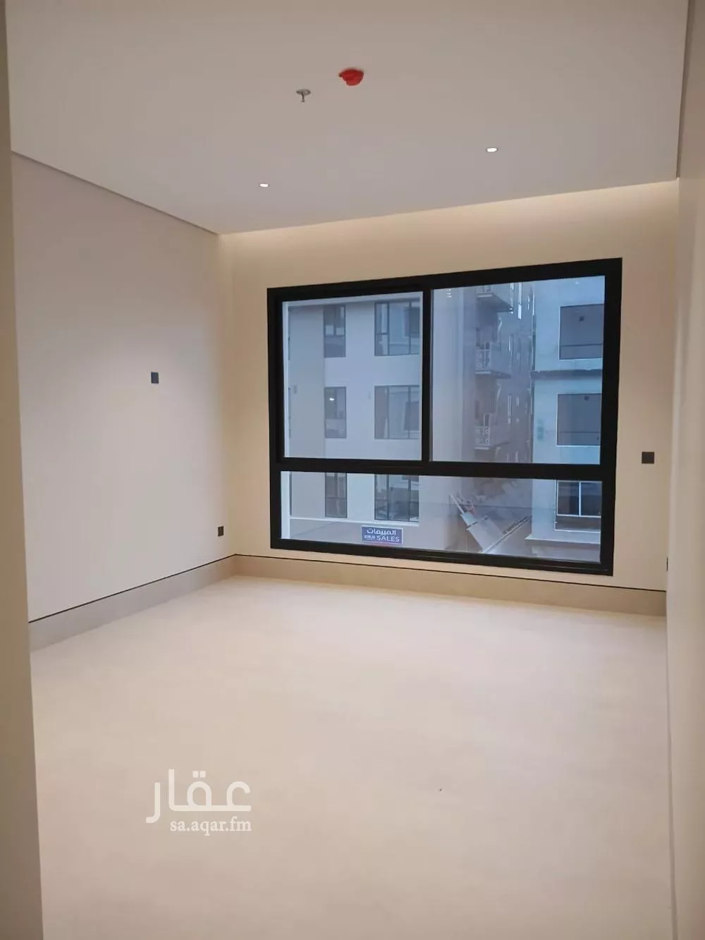 شقة 3 غرف في السيف 10