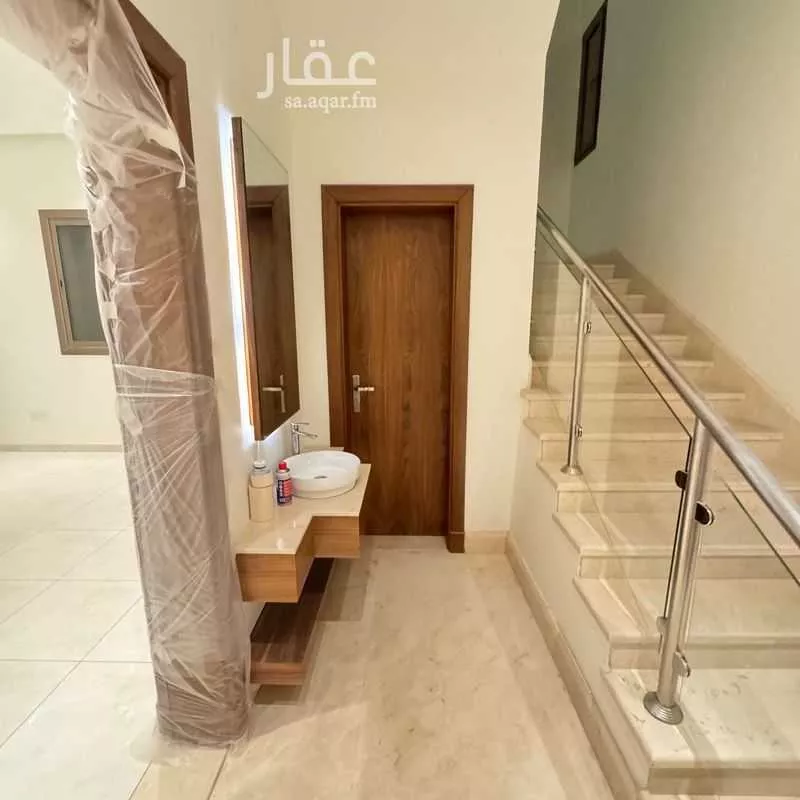 2 bedroom villa in King Abdullah 5