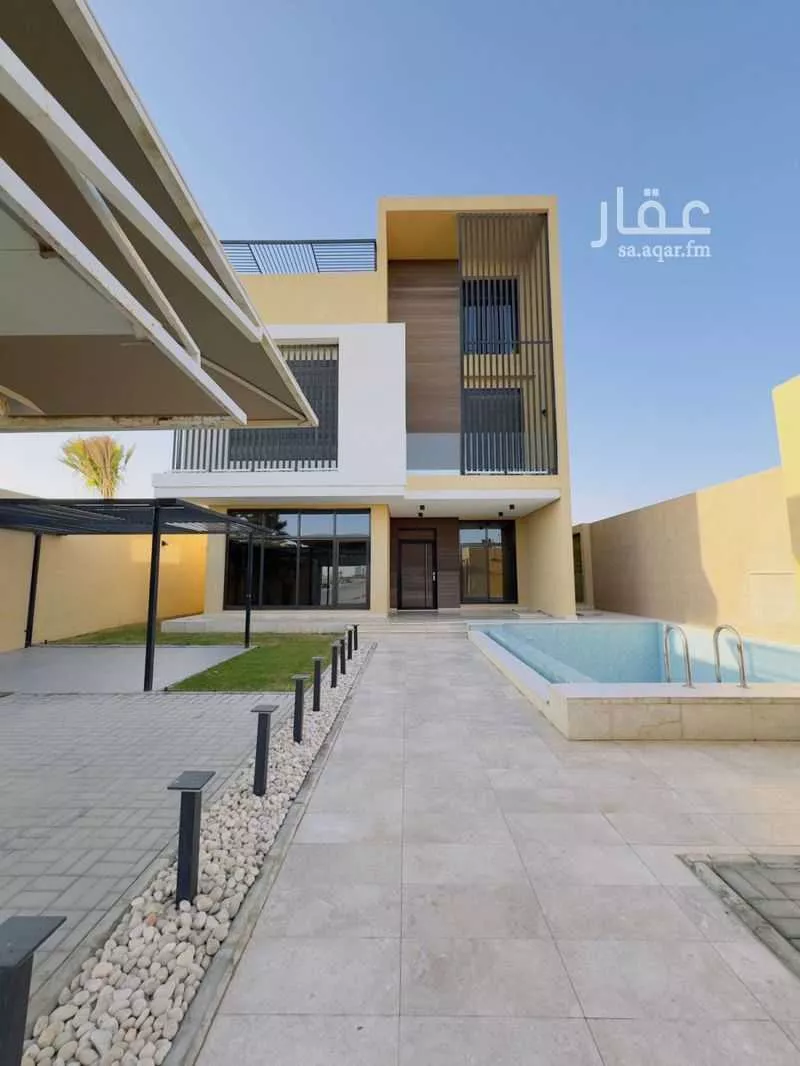 6 bedroom villa in Al Aridh 2