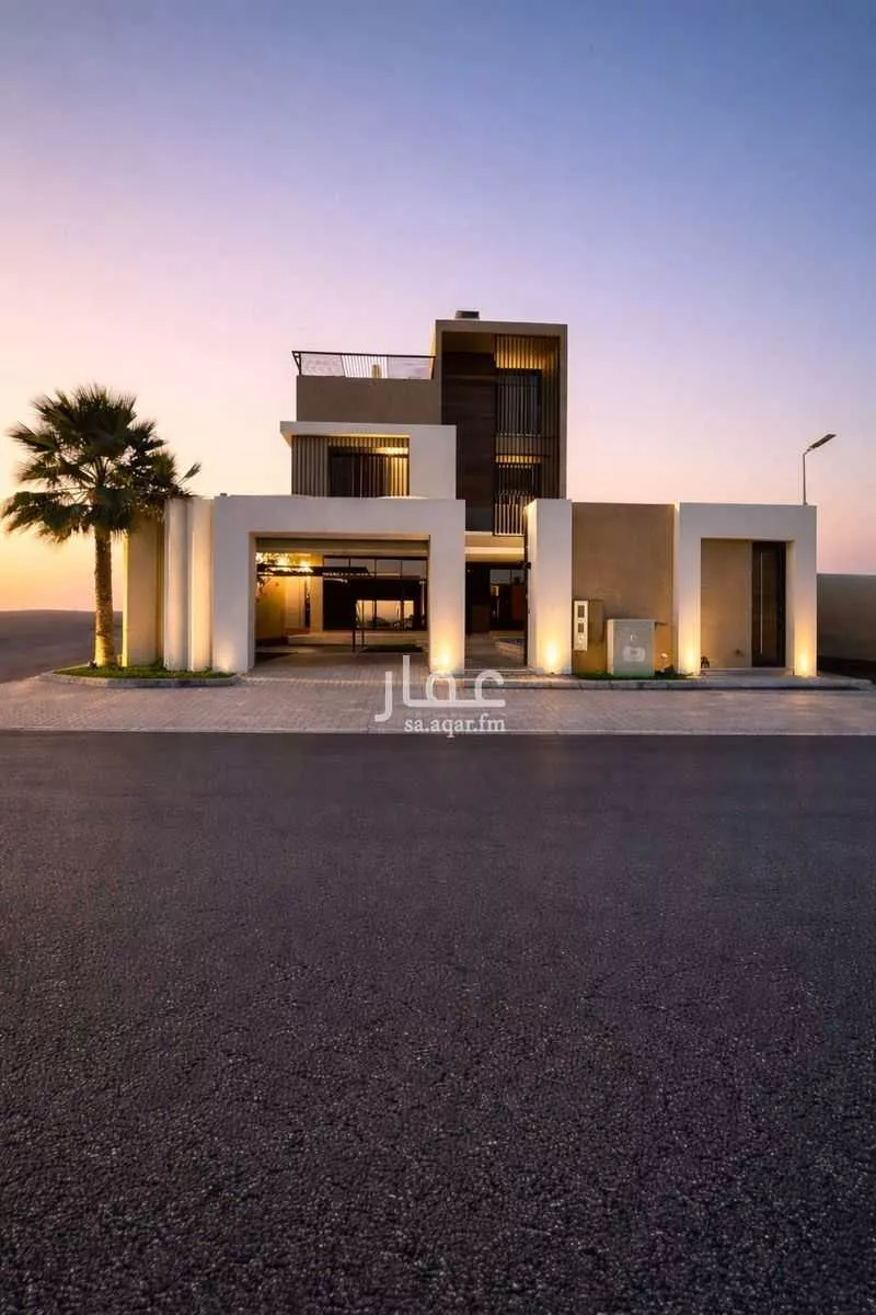 6 bedroom villa in Al Aridh 7