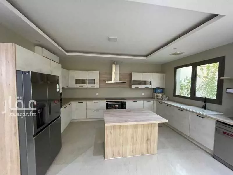 فيلا 8 غرف في الرمال 3