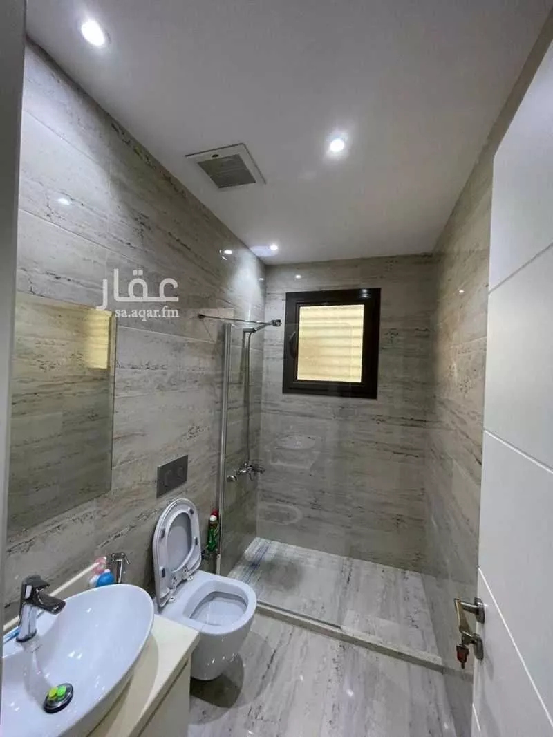 فيلا 8 غرف في الرمال 4