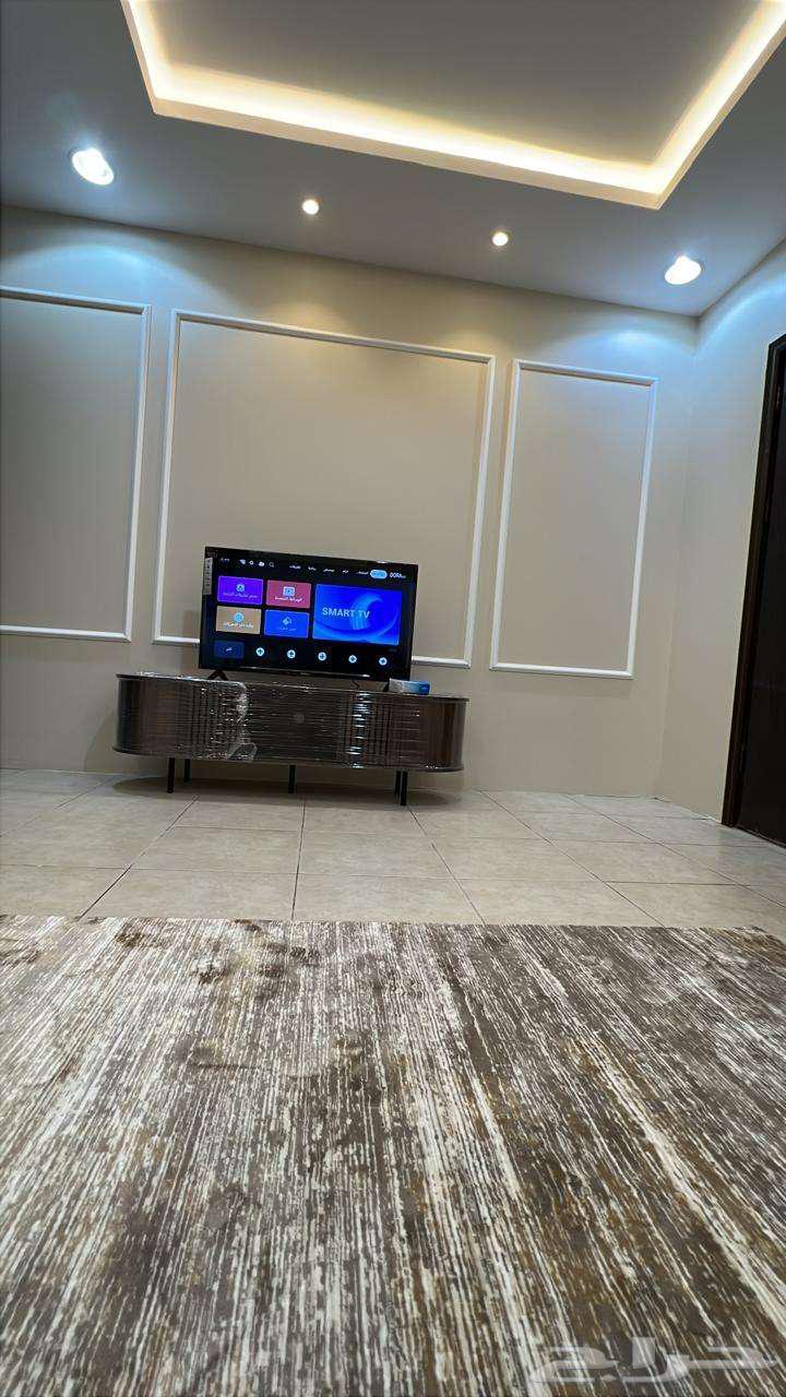 شقة 35 غرف في طيبة 5