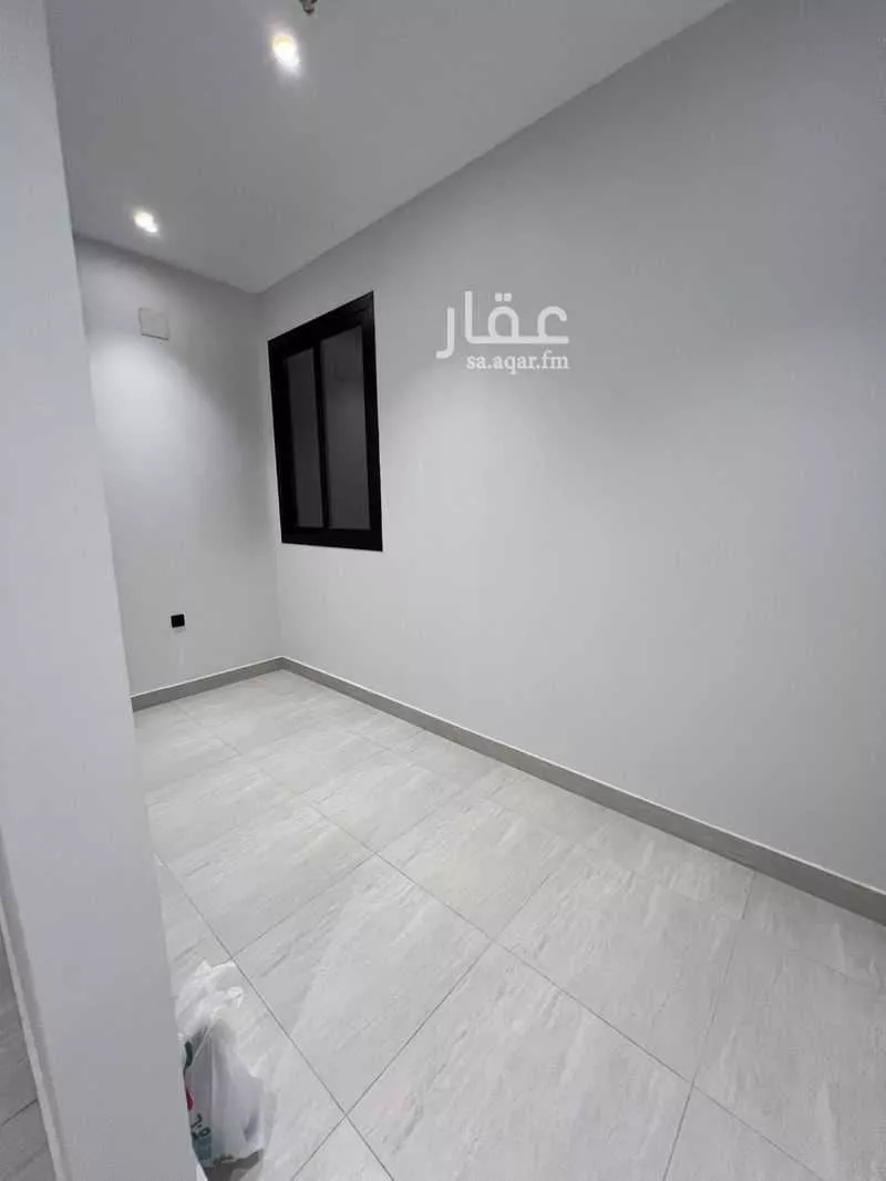 شقة 4 غرف في الحمراء 5