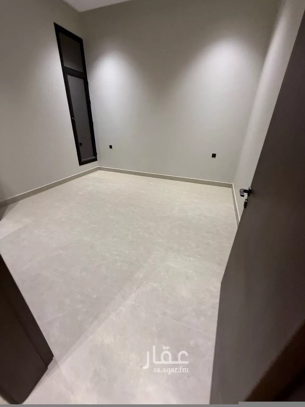 فيلا 5 غرف في الرمال 2