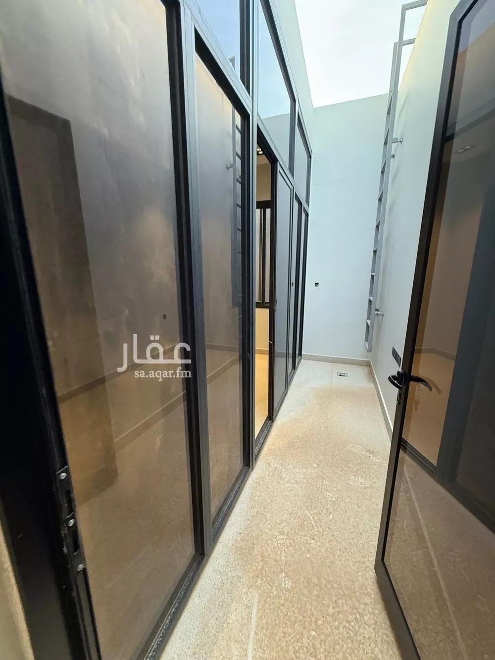 فيلا 5 غرف في الرمال 8