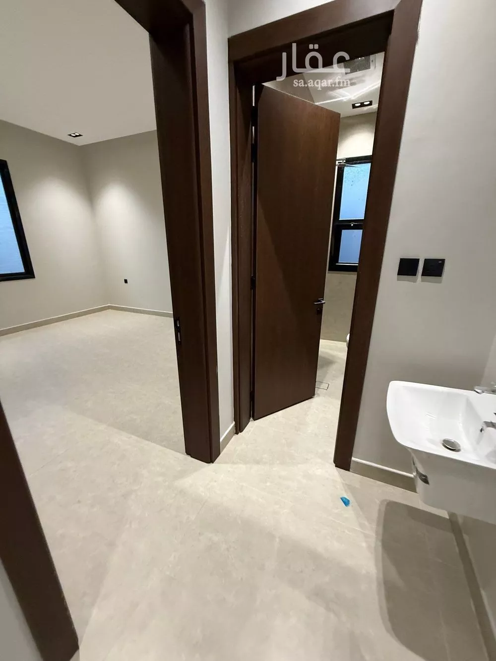 فيلا 5 غرف في الرمال 9