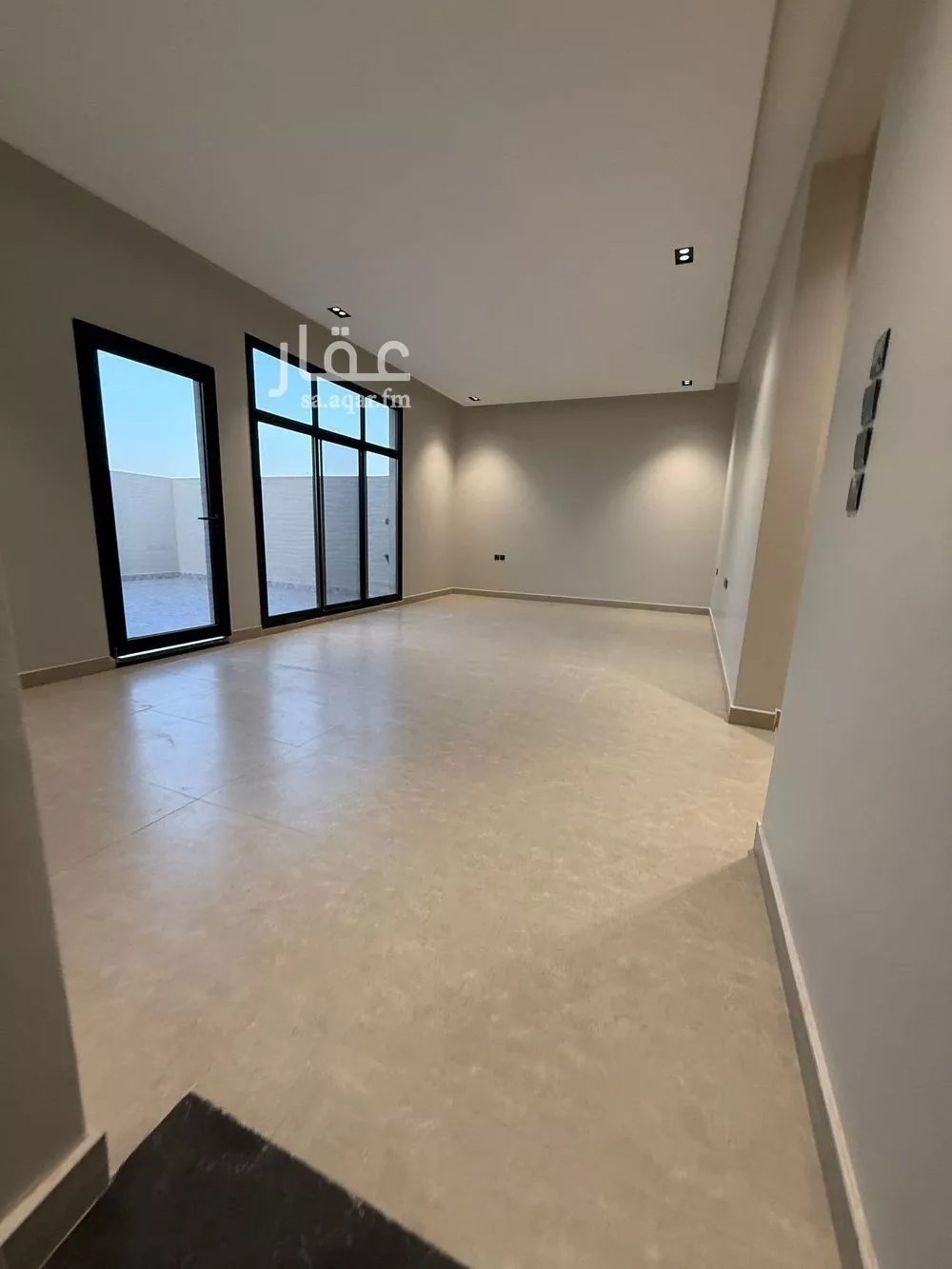 فيلا 5 غرف في الرمال 13