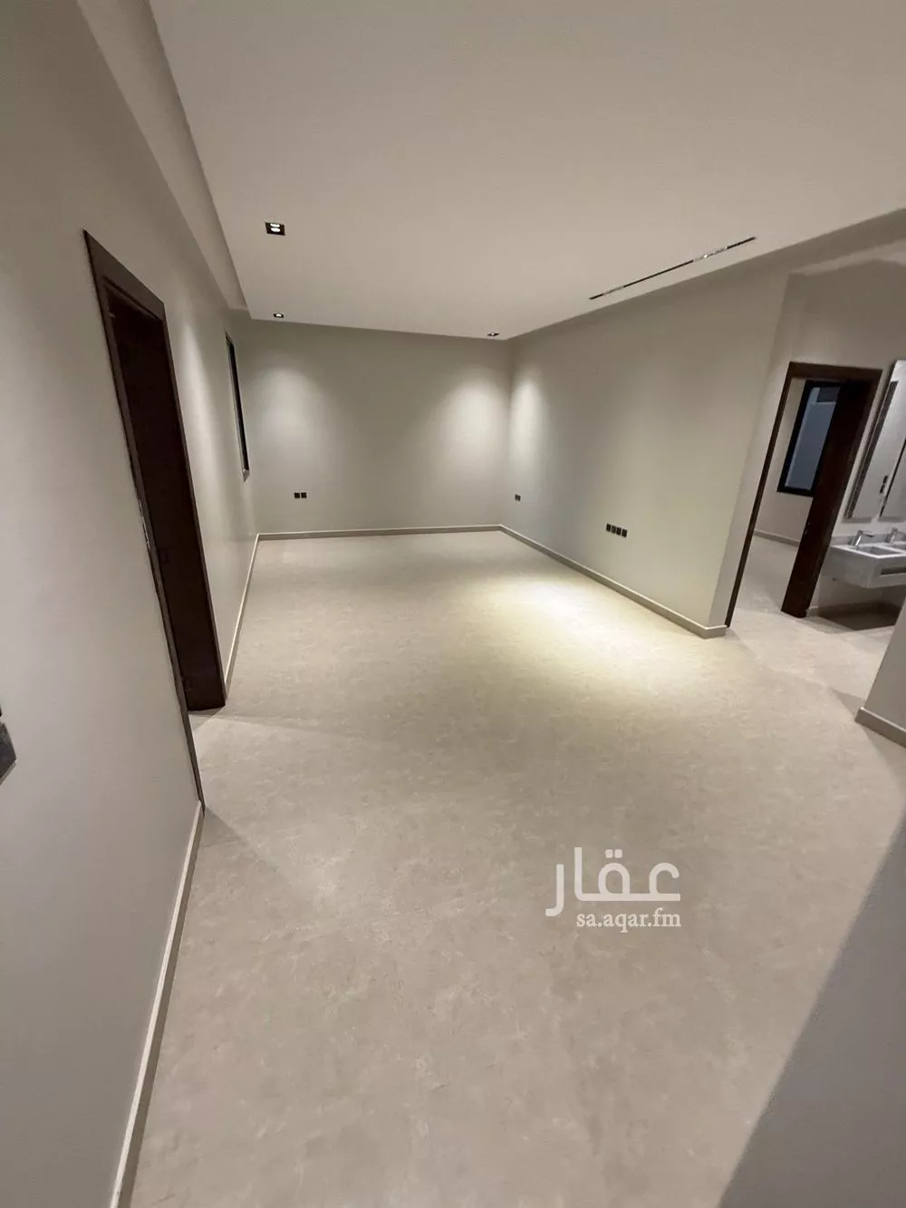 فيلا 5 غرف في الرمال 20