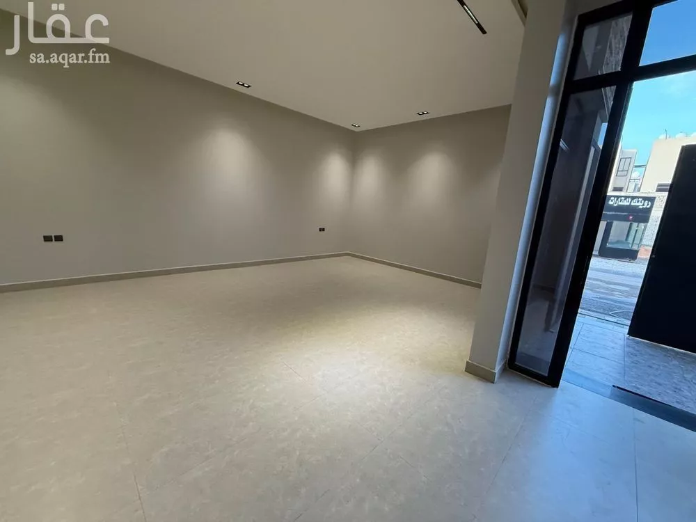 فيلا 5 غرف في الرمال 4