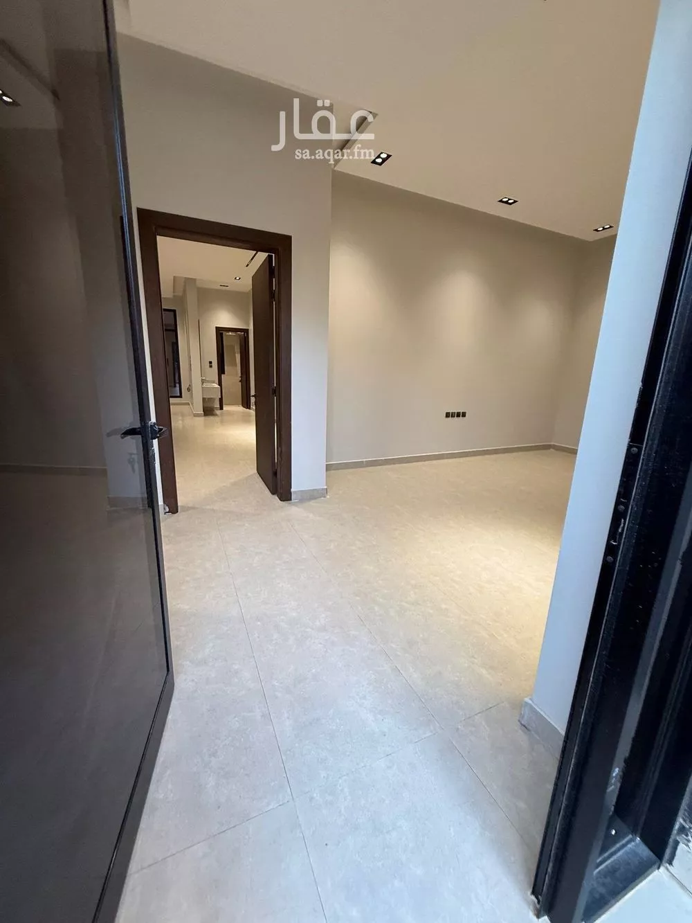 فيلا 5 غرف في الرمال 6