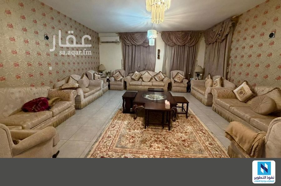 4 bedroom villa in King Fahd, Riyadh 3