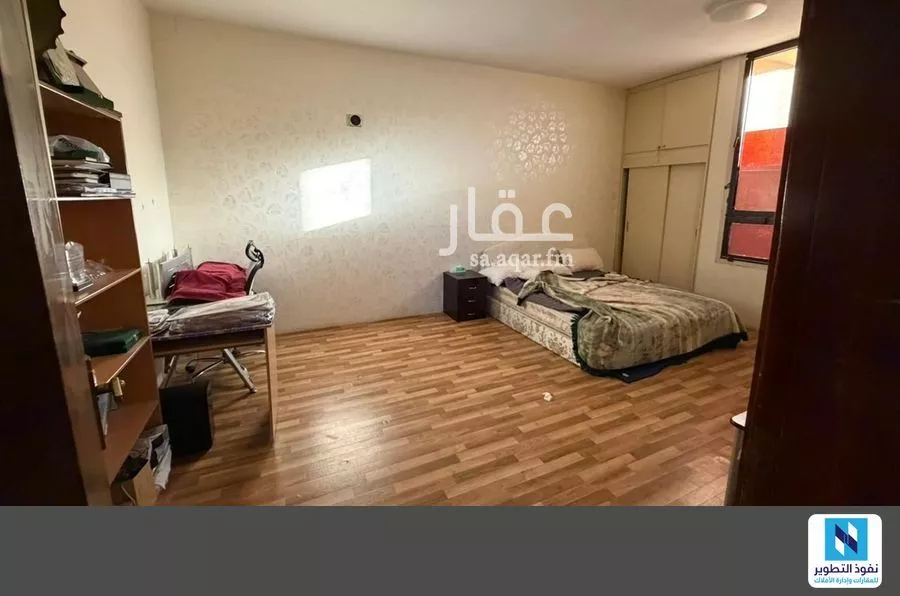 فيلا 14 غرف في الملك فهد 8