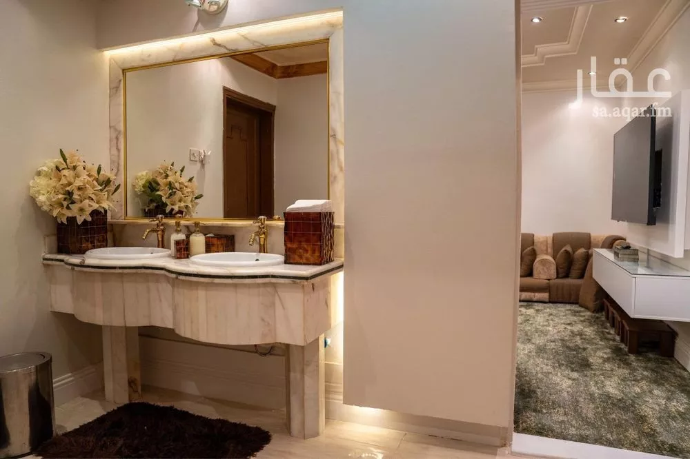 فيلا 13 غرف في العريجاء الغربية 5