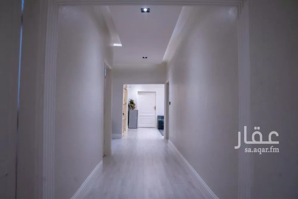 فيلا 13 غرف في العريجاء الغربية 7