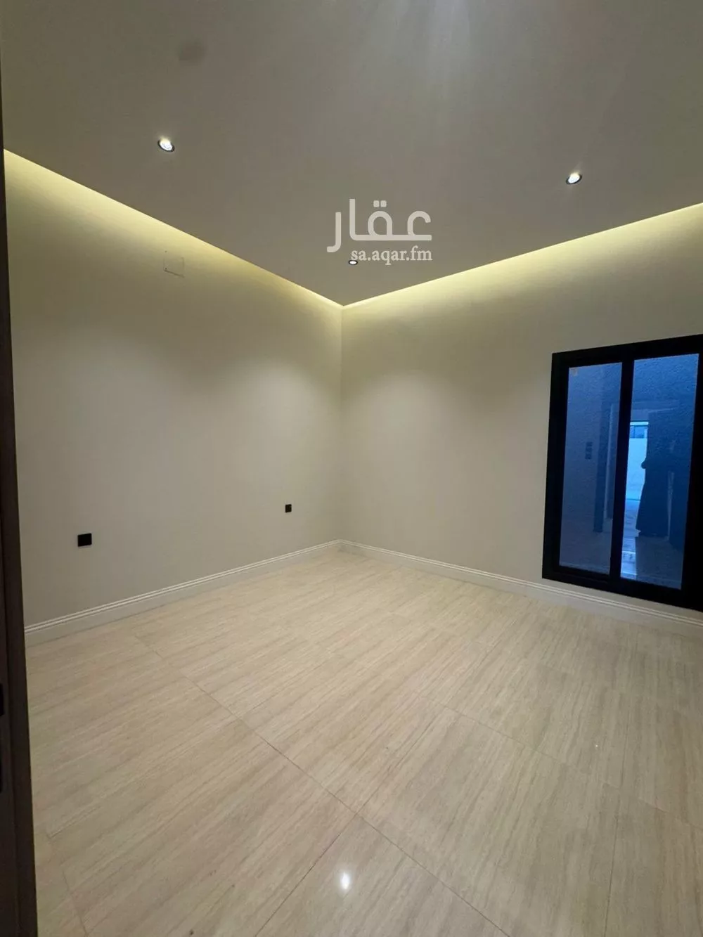 شقة 5 غرف في العارض 11