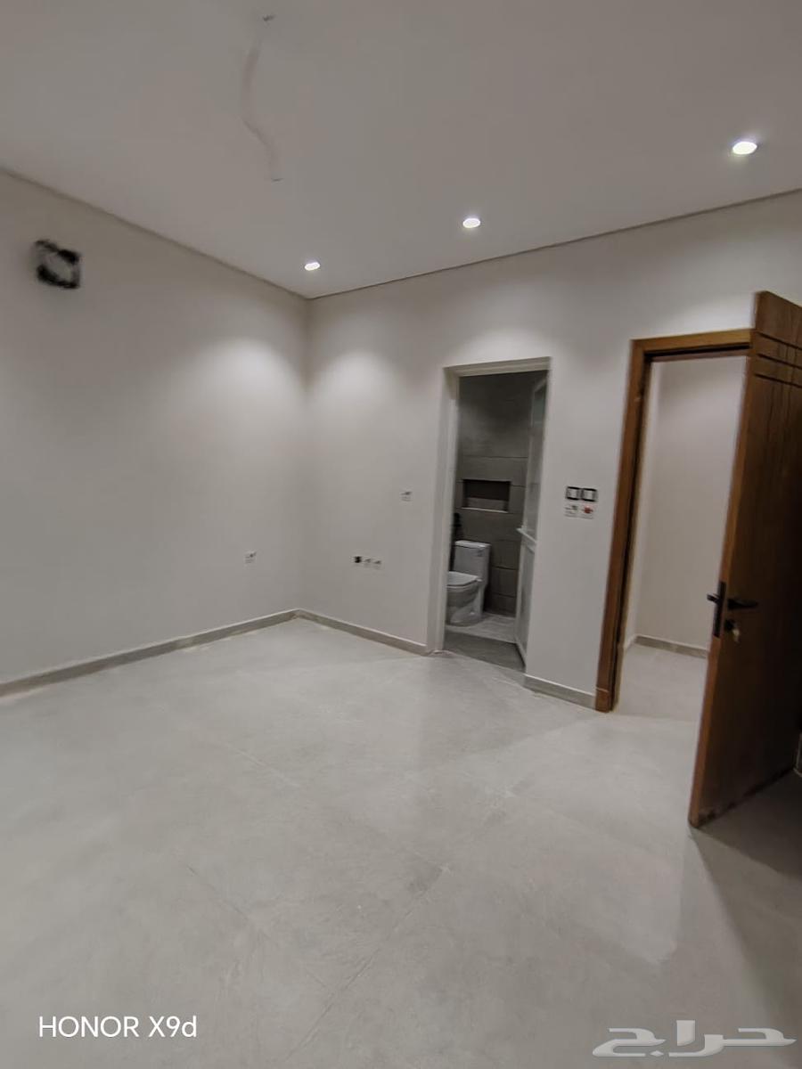 شقة 6 غرف في بدر 2