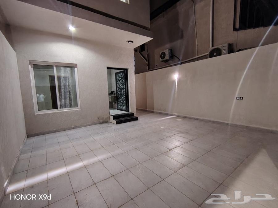 شقة 6 غرف في بدر 11