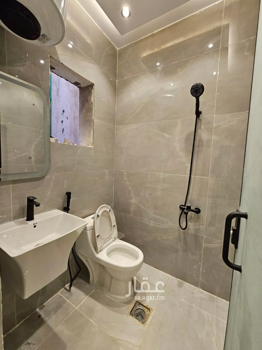 1 bedroom apartment in Al Aqiq 7
