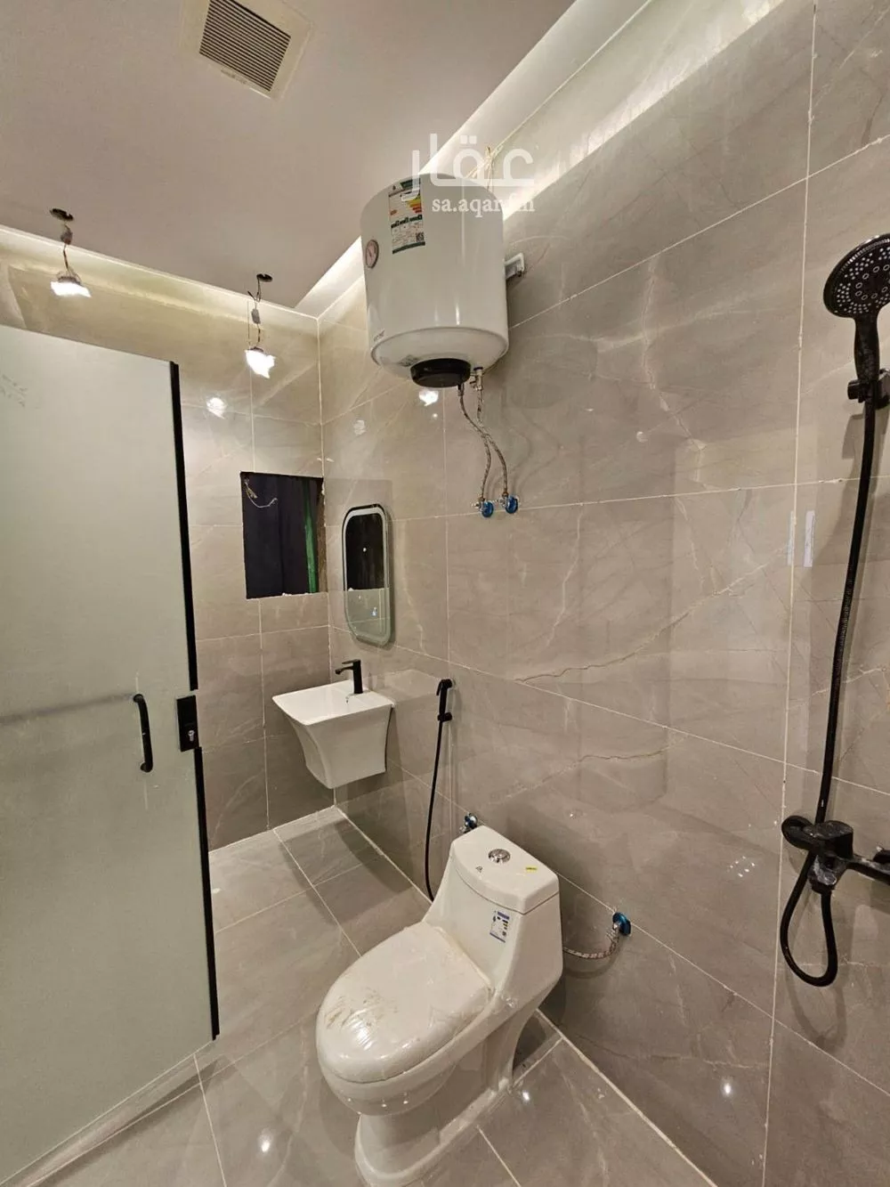 1 bedroom apartment in Al Aqiq 8