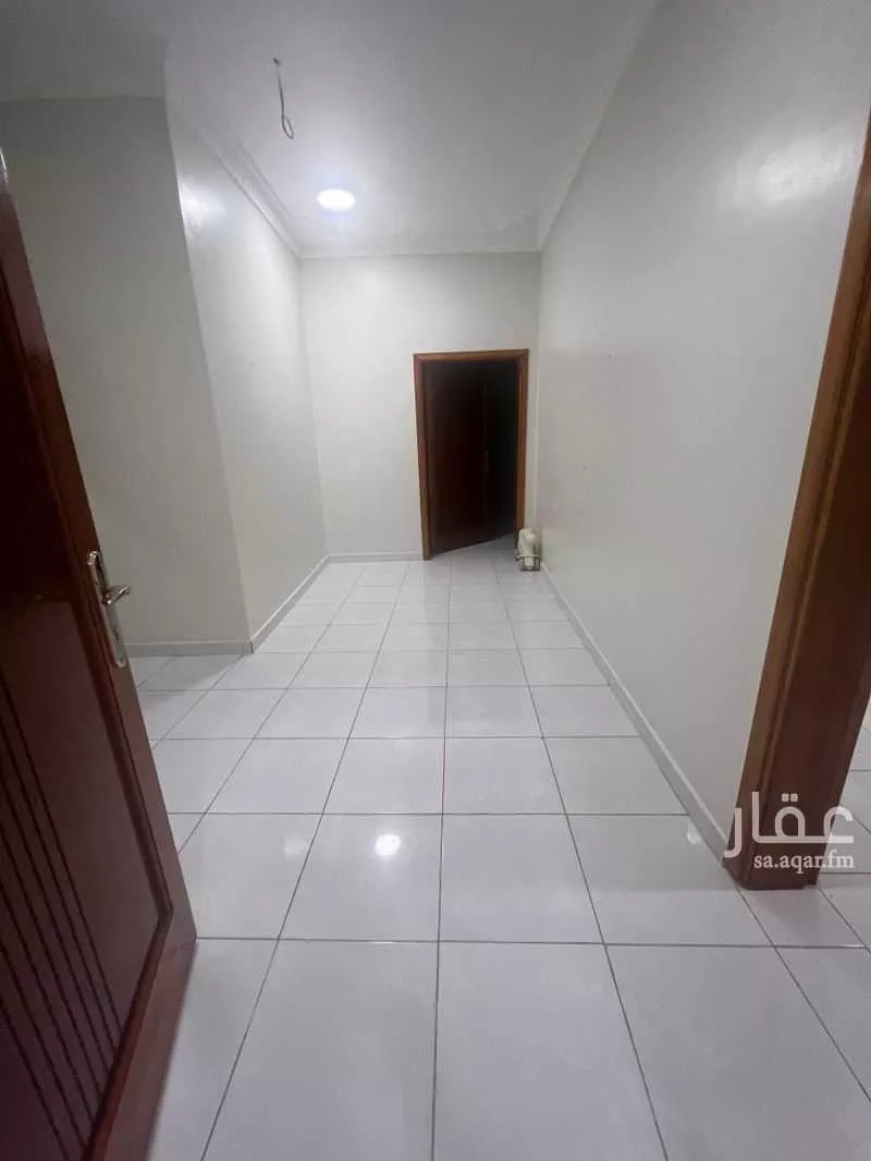 4 bedroom apartment in Al Gharra, Madinah 3