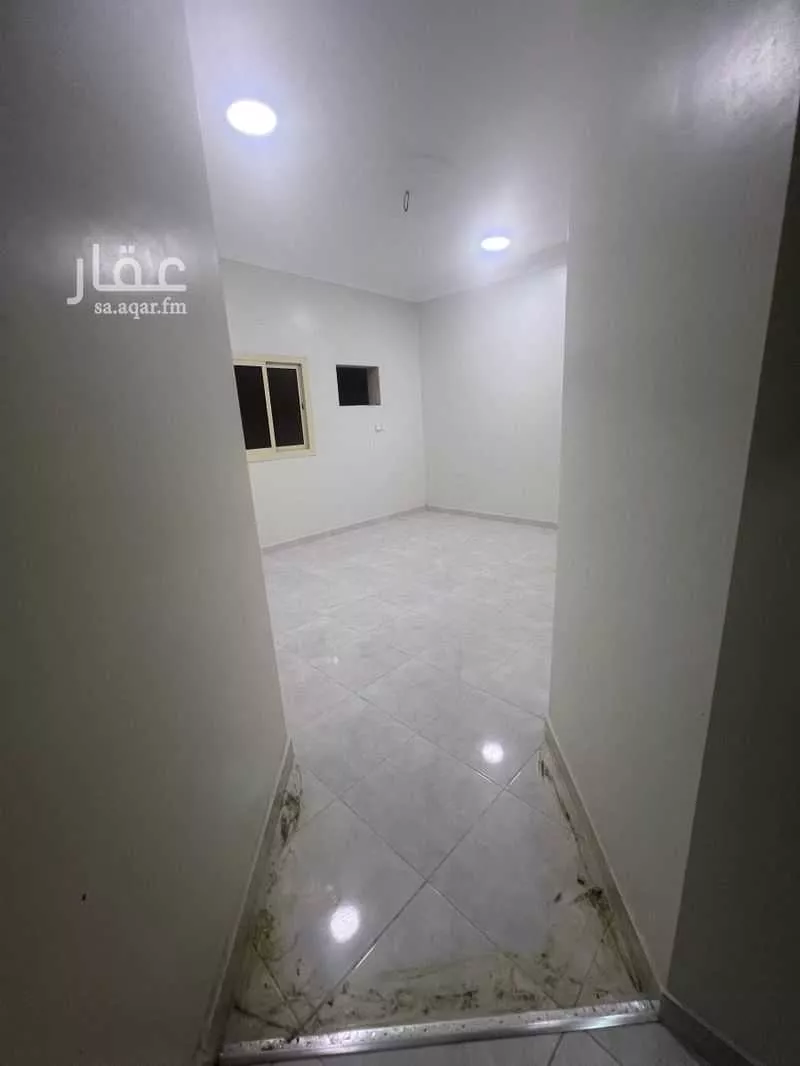 4 bedroom apartment in Al Gharra, Madinah 6