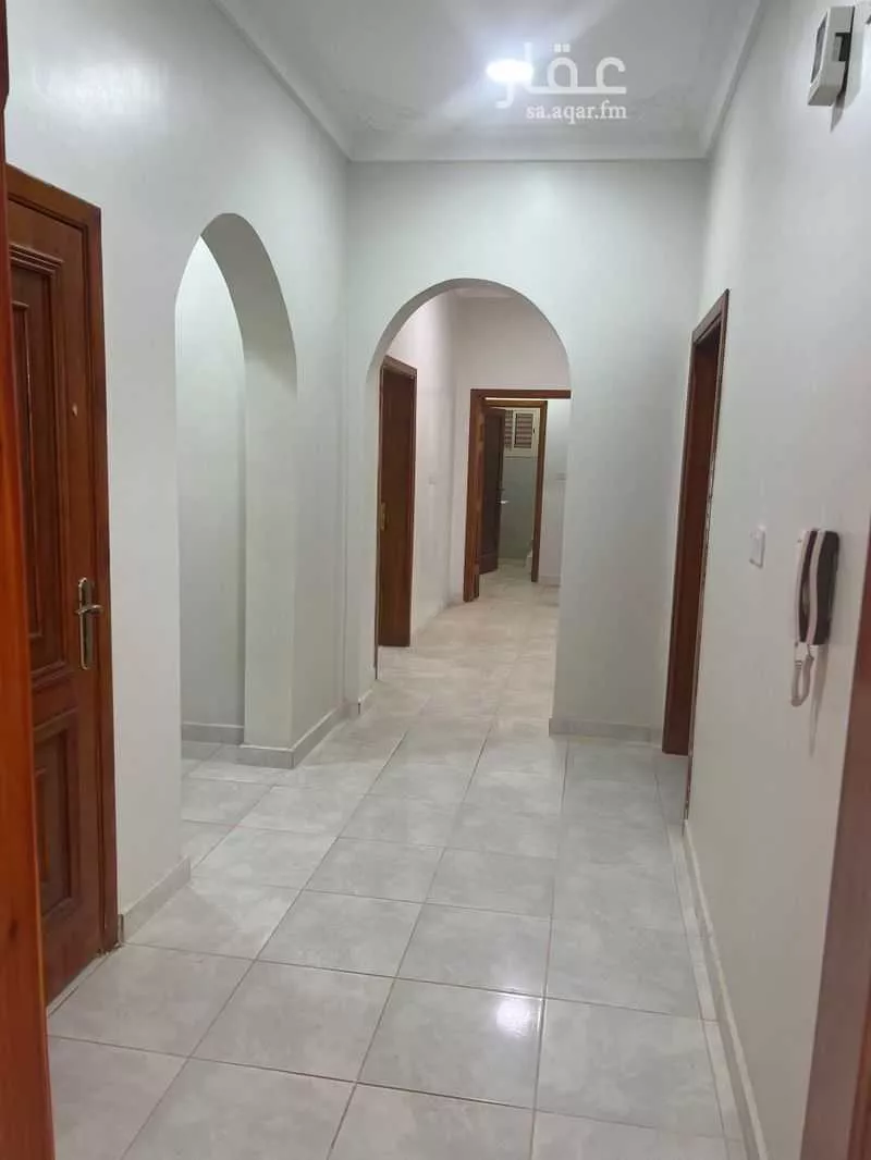 شقة 4 غرف في الغراء 6