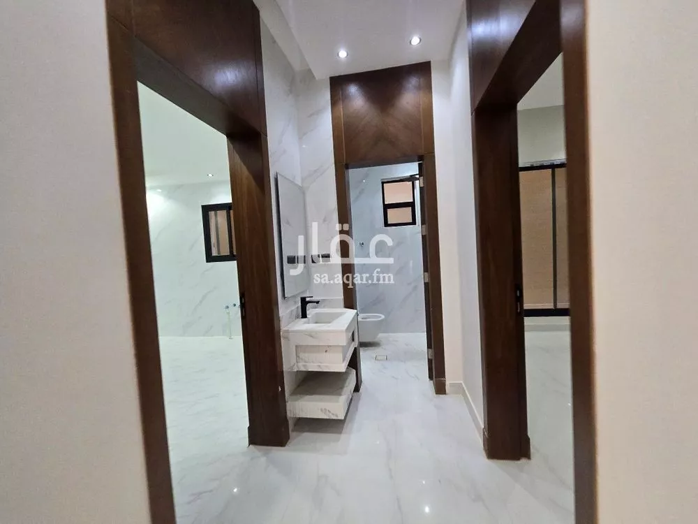 6 bedroom villa in Tuwaiq 15