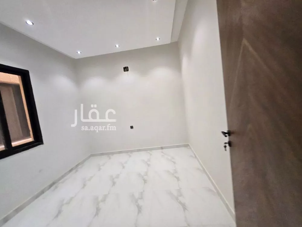 6 bedroom villa in Tuwaiq 10