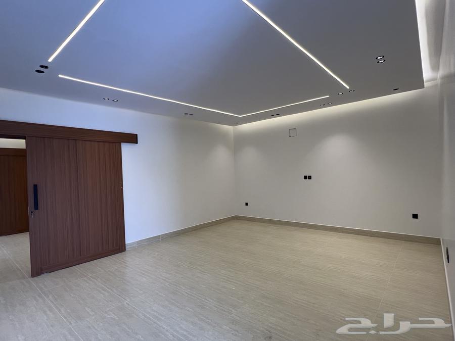 فيلا 6 غرف في الشعلة 13