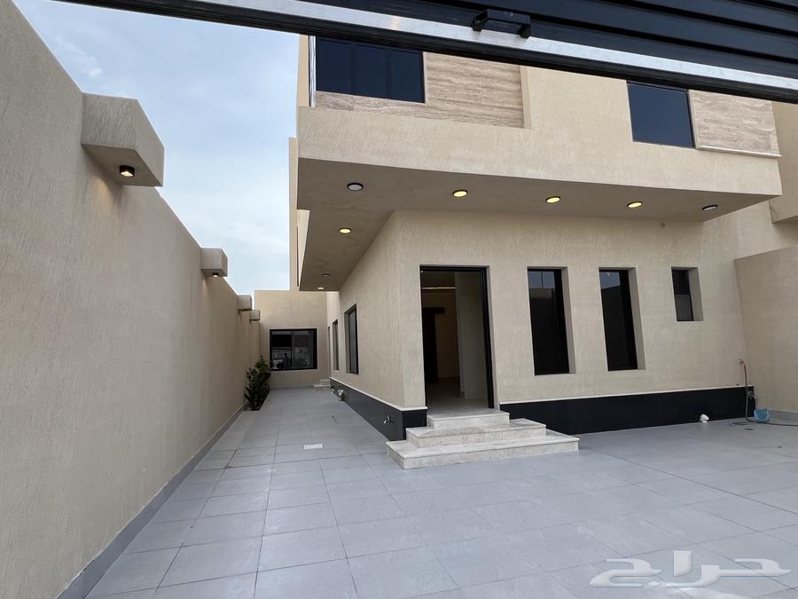 فيلا 6 غرف في الشعلة 3
