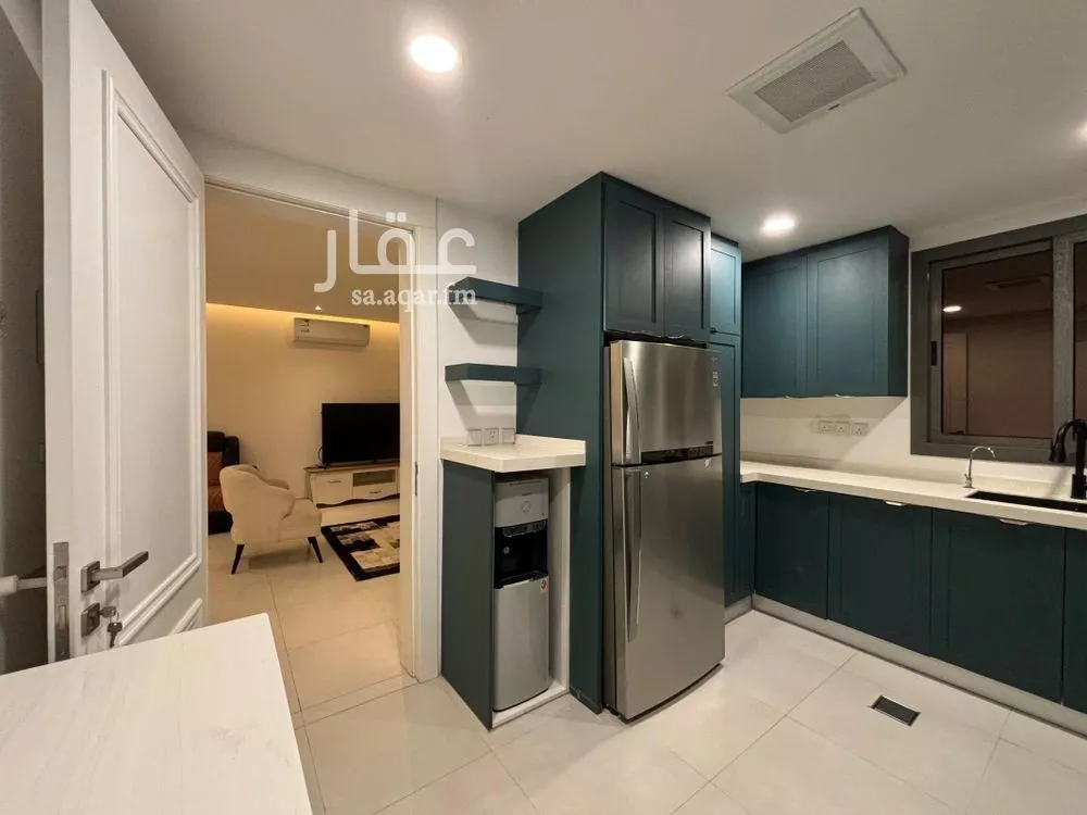 شقة 3 غرف في عرقة 3