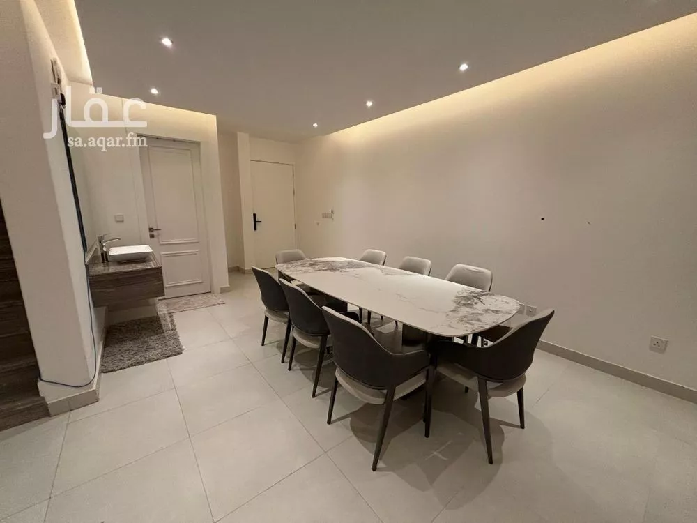 شقة 3 غرف في عرقة 4