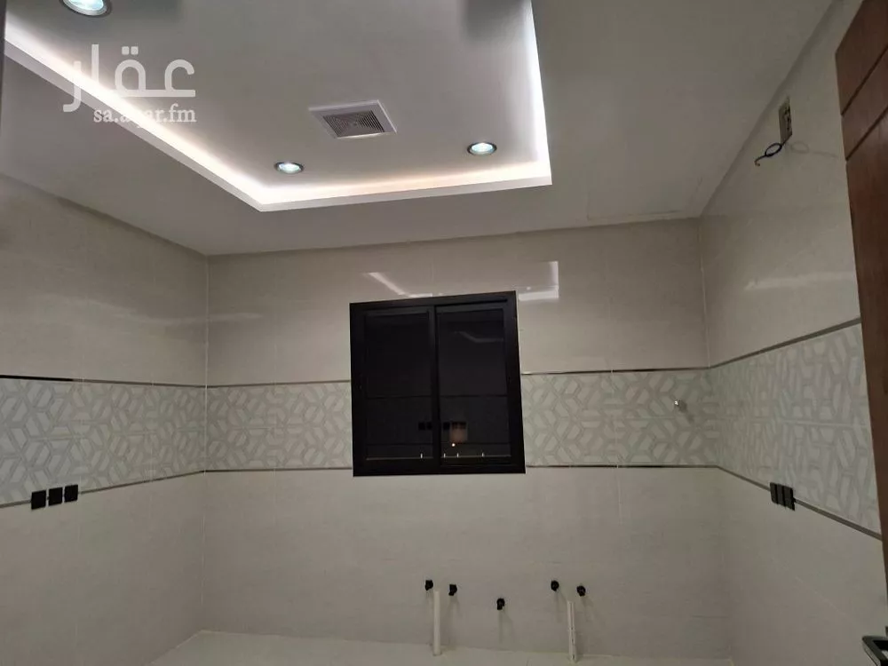 شقة 7 غرف في النظيم 3