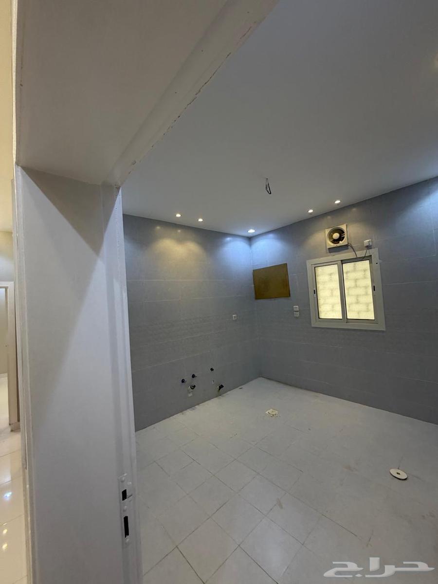 شقة 5 غرف في ولي العهد 4