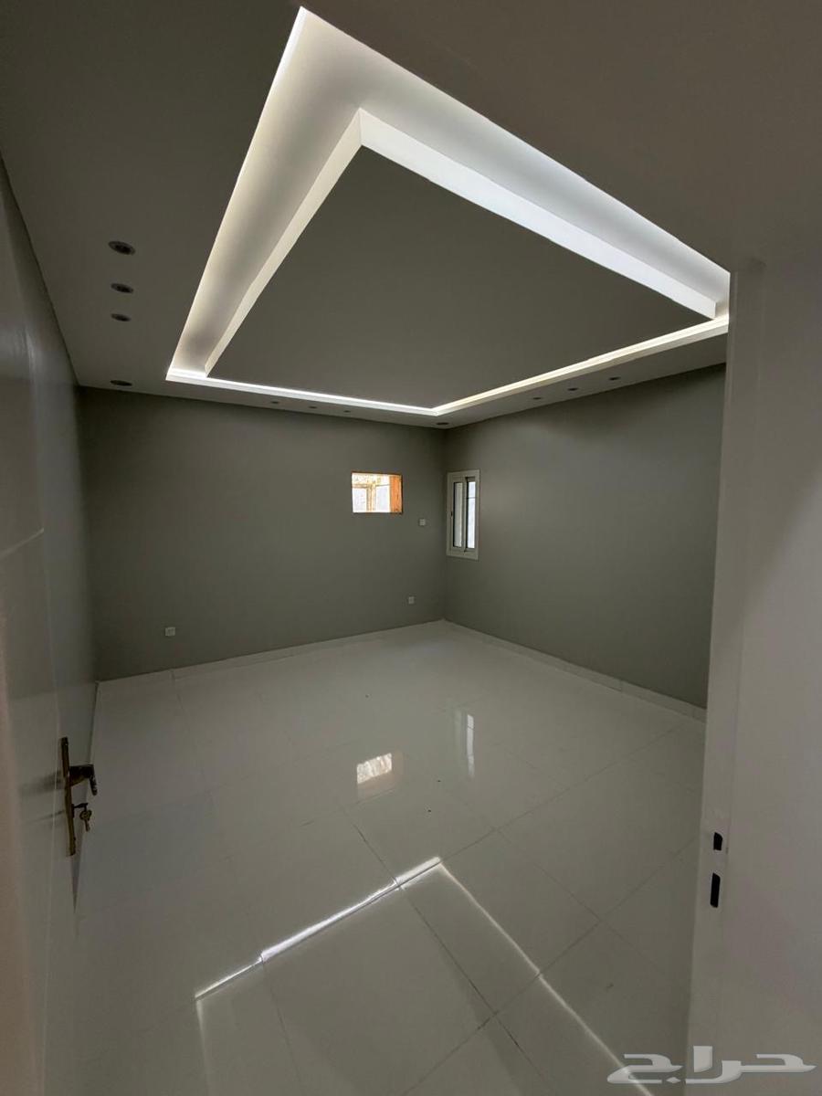 شقة 5 غرف في ولي العهد 6