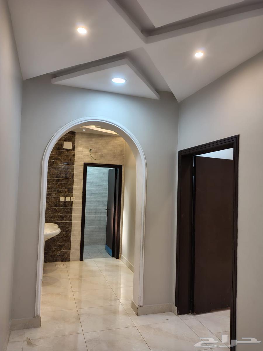 شقة 4 غرف في البحيرات 4