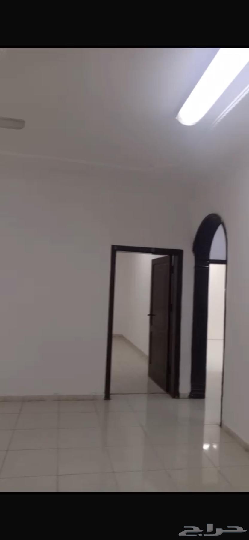 شقة 5 غرف في الليث 2