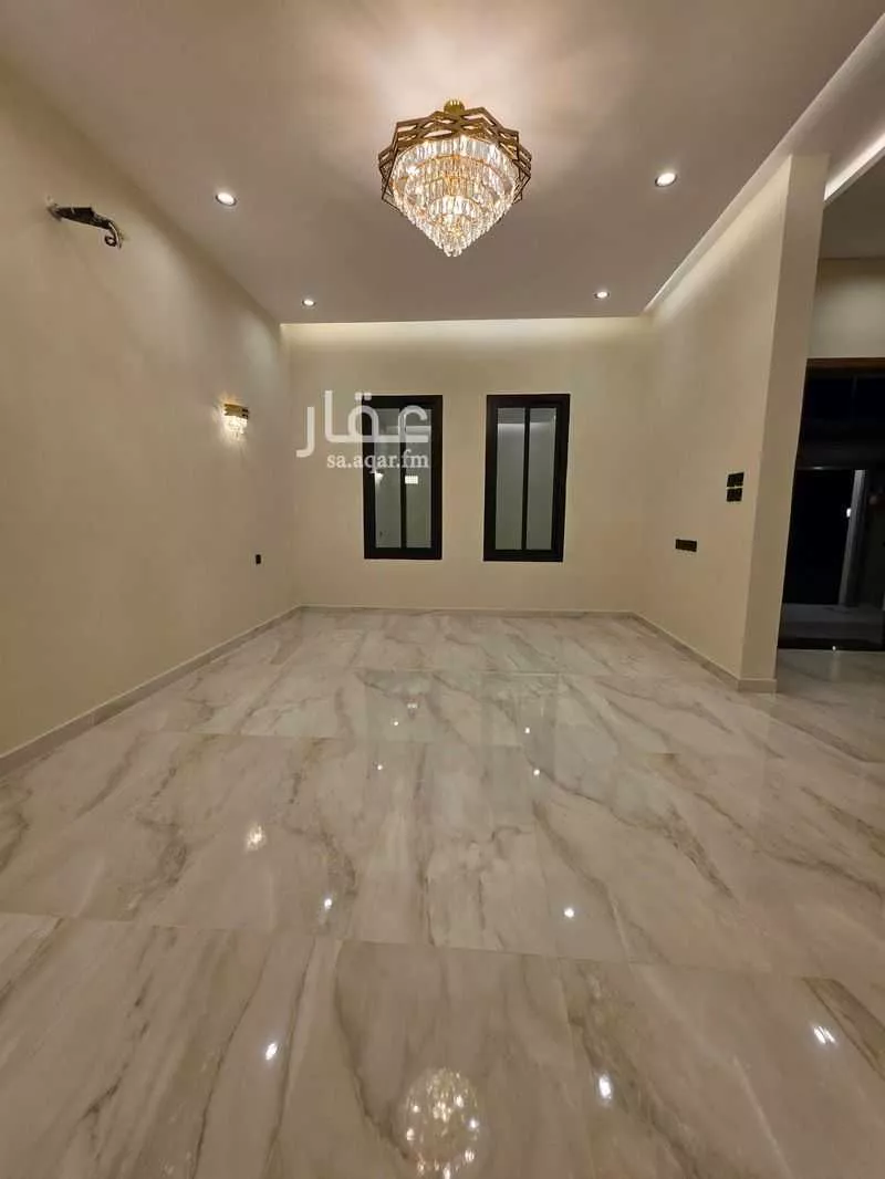 فيلا 6 غرف في الصوارى 18