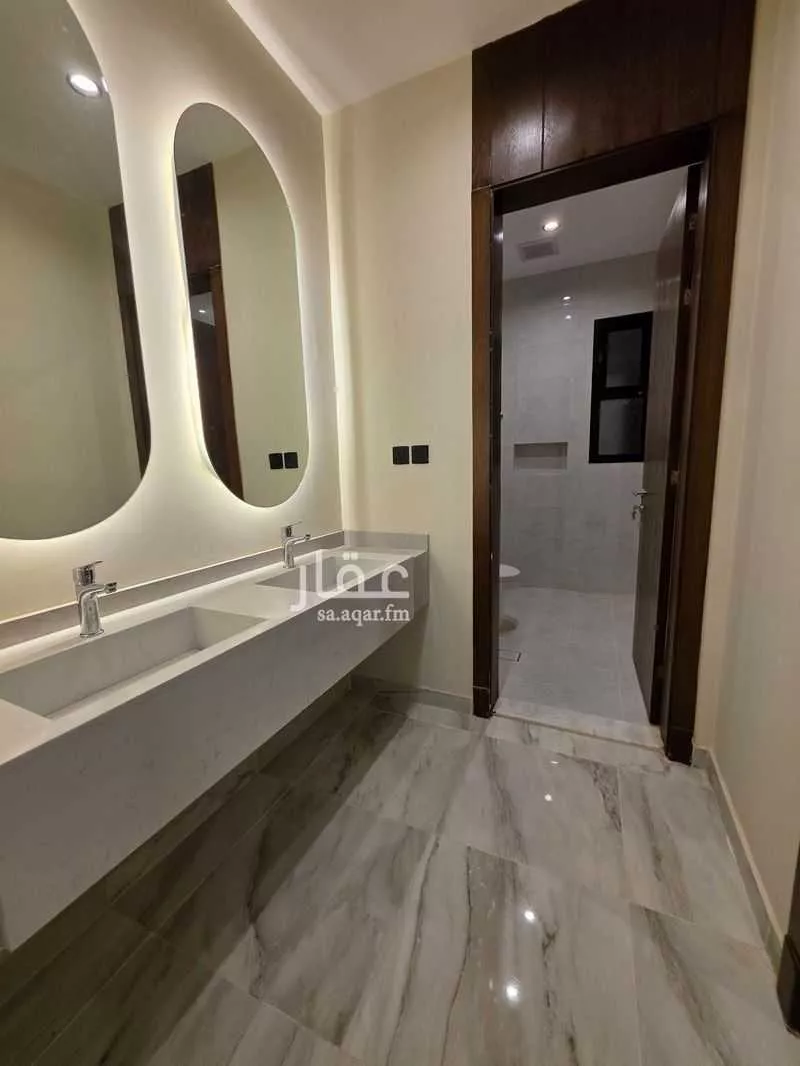 فيلا 6 غرف في الصوارى 8