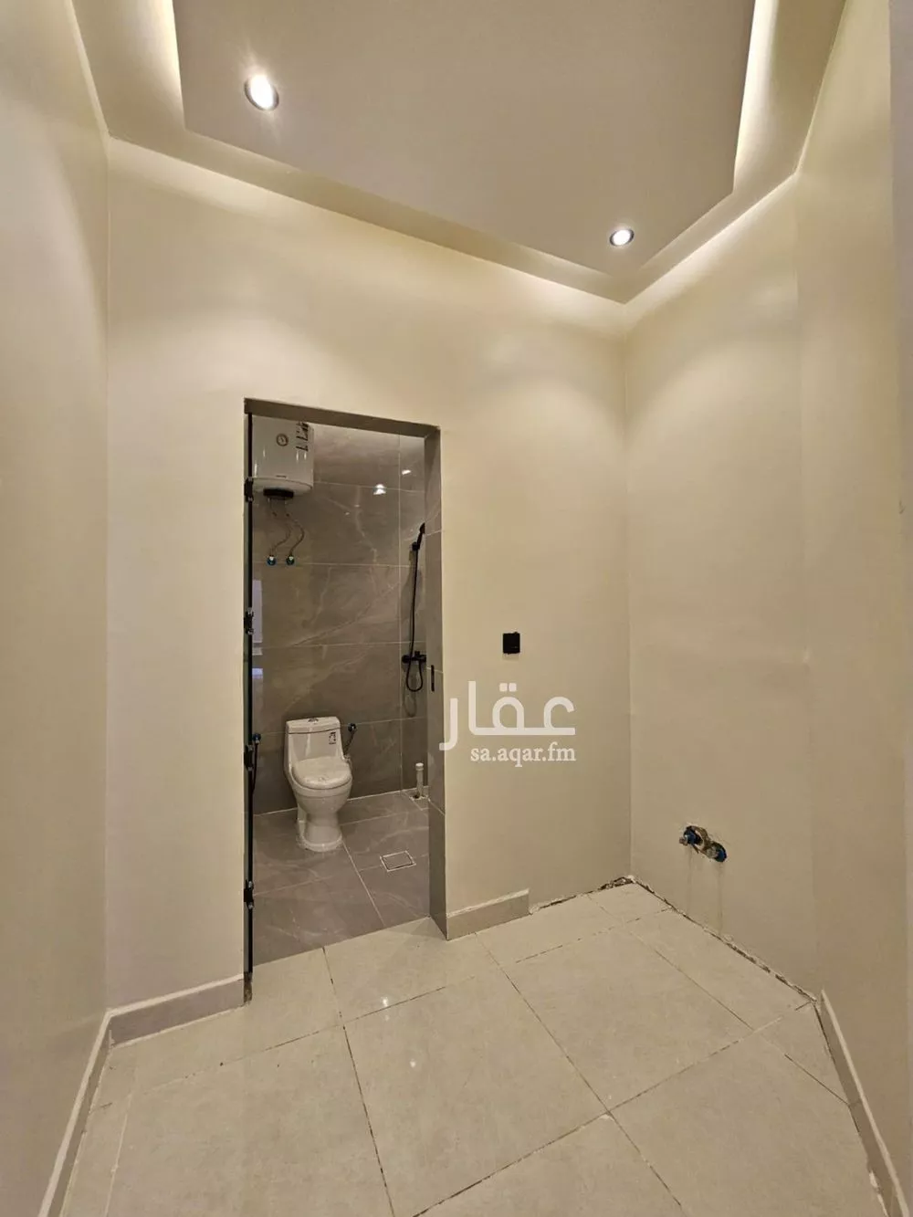 شقة 1 غرف في العقيق 18