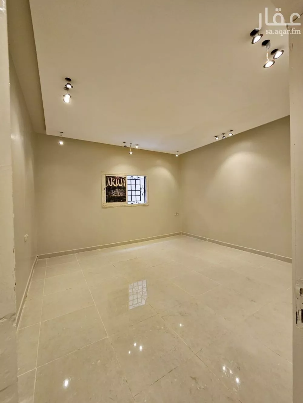 شقة 1 غرف في العقيق 21