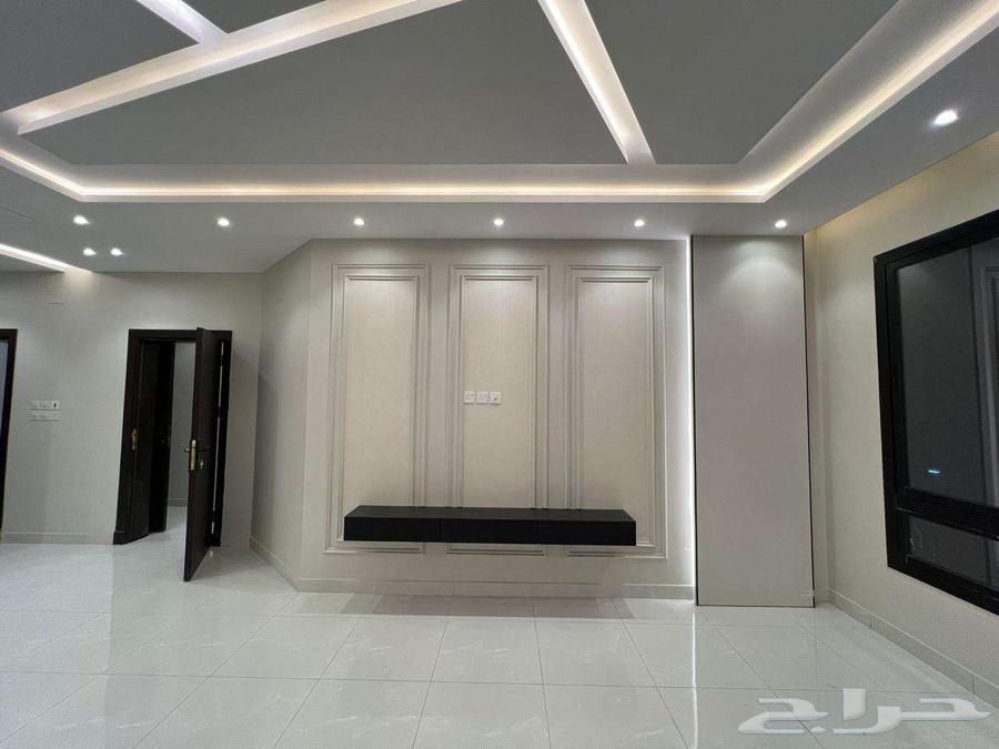 شقة 5 غرف في ولي العهد 7