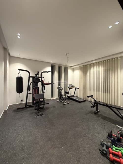 شقة 4 غرف في الروضة 2