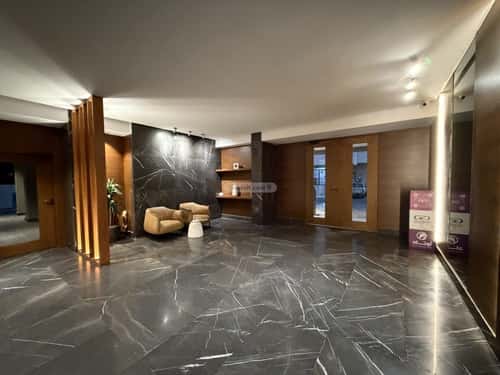 شقة 4 غرف في الروضة 5